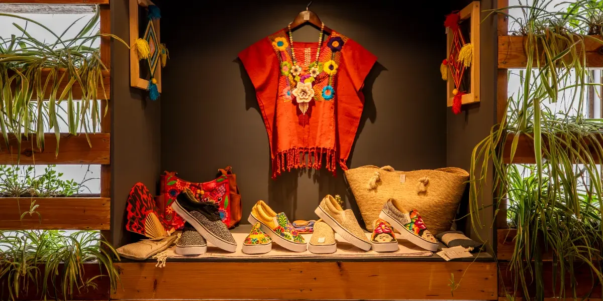 The city that connects cultures, communities, and new ways of traveling Hotel Fontán Reforma Mexico city The city that connects cultures, communities, and new ways of traveling Hotel Fontán Reforma Mexico city